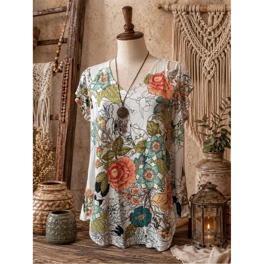 Gaze Women's White and Green Blouse